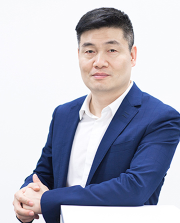 王坚