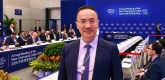 君智亮相达沃斯｜新华网专访谢伟山：以“规模化创新”搭桥 与世界共享机遇